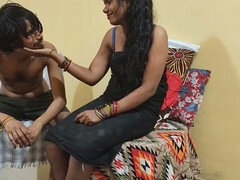 Tante, Frère, Branlette thaïlandaise, Indienne, Soeurs, Belle mère, Adolescente, Attachée