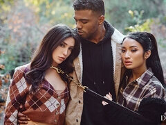 Verga grande, Negro, Estilo perrito, Ffm, Interracial, Tetas naturales, Adolescente, Tetas