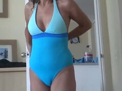 Leie, Arsch, Blondine, Erstes mal, Hd, Mutti, Stiefmutter, Taboo