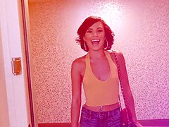 Grote lul, Grote mammen, Blond, Broeder, Oudere vrouw, Moeder die ik wil neuken, Natuurlijke tieten, Stiefmoeder