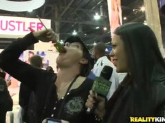 Nana, Grosse bite, Bikini, Noire, Blonde, Fille latino, Mamelons bombés, Nénés