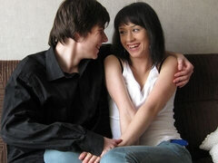 Arsch, Hundestellung, Natürlichen titten, Penis, Kurzes haar, Dürr, Jungendliche (18+), Titten