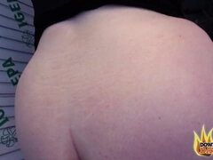 Grote kont, Grote mammen, Pijpbeurt, Bruinharig, Rondborstig, Natuurlijke tieten, Gezichtspunt, Tatoeage