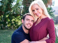 デカ尻, デカチン, デカパイ, ブロンド, フェラチオ, バック, 家族, 淫乱熟女