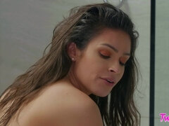 69, Lécher le cul, Nana, Salle de bains, Brunette brune, Lesbienne, Piscine, Douche