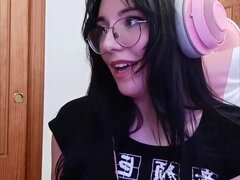 18 ans, Amateur, Gros seins, Conversation vulgaire, Emocore, Femelle, Fille latino, Solo