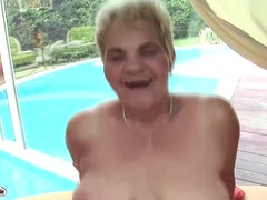 素人, デカ尻, ブロンド, フェラチオ, お婆さん, ナイロン, 垂れ乳, ストッキング