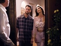 Grosser arsch, Grosse titten, Blasen, Braunhaarige, Hundestellung, Doppelpenetration, Handjob, Massage