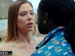 Culo grande, Verga grande, Negro, Mamada, Engañando, Interracial, Público, Tetas