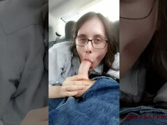 Amateur, Sucer une bite, Voiture, Attrapée, Compilation, Éjaculer dans la bouche, Avaler, Épouse