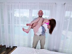 Anya Olsen Takes Cock to her Face
