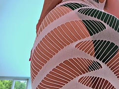 Bikini, Braunhaarige, Absätze, Reif, Milf, Pool, Muschi, Spielzeuge