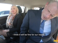 Blasen, Britisch, Hochschule, Kehlenfick, Aufs gesicht abspritzen, Muschi, Realität, Titten