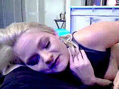 デカチン, フェラチオ, 手コキする, 義母