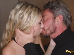 Lamer culo, Rubia, Mamada, Pareja, Pies, Fetiche de pies, Ruso, Puta