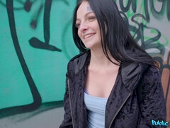 Amateur, Américain, Cul, Queue, Jeans, Seins naturels, De plein air, Piercing