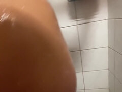 Leie, Paar, Pissen, Pov, Rau, Dusche, Titten, Toilette