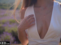 フェラチオ, 茶髪の, チン, 顔射, 異人種間, なめる, オマンコ, 馬乗り