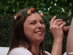 ぽっちゃり, デカ尻, デカパイ, フェラチオ, バック, 手コキする, 天然, アウトドア