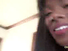 Penetracion con dedos, Novia, Interracial, Besar, Lesbiana, Masturbación, Coño, Tatuaje