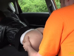 Chica, Morena, Linda, Checa, Tetas naturales, Al aire libre, Pequeña, Tetas