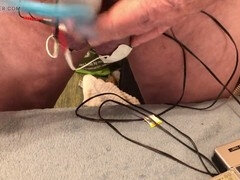 Enthousiasteling, Bondage discipline sadomasochisme, Brits, Sperma shot, Electro, Homo, Masturbatie, Alleen