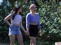 Jane Wilde and Anna Claire Clouds loves rimjob sex