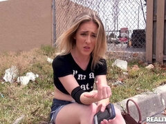 Cul, Sucer une bite, Voiture, Branlette thaïlandaise, De plein air, Pov, Rasée, Adolescente