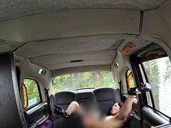 公共, 赤毛