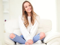 Grosser schwanz, Blondine, Hundestellung, Behaart, Handjob, Lecken, Muschi, Titten