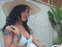 Asiatisch, Blasen, Braunhaarige, Spermaladung, Hardcore, Ablutschen, Jungendliche (18+), Titten