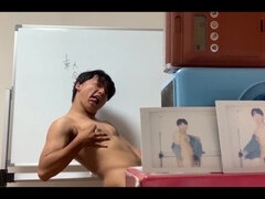 デカチン, 日本人