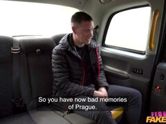 Gros seins, Sucer une bite, En levrette, Femelle, Masturbation, Chatte, Tatouage, Nénés