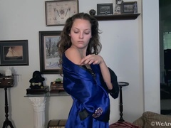 Braunhaarige, Behaart, Lingerie, Nackt, Nippel, Tätowierung