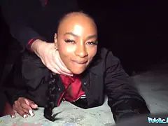 Mamada, Corridas, Ébano, Francés, Interracial, Público, Realidad, Gritar