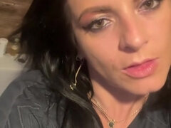 Beautiful Milfycalla With Hungry Pussy Pee In The Toilet, Pissing Close Up