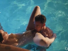 アメリカ人, お尻, 美女, ベッドルーム, 茶髪の, アウトドア, ハメ撮り, タトゥー