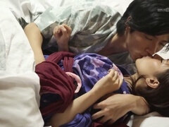 アジア人, フェラチオ, 手コキする, 日本人, 淫乱熟女, 小柄, ストッキング, オッパイの