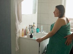 Cuarto de baño, Culo grande, Muñeca, Sexo duro, Masturbación, Mamá, Embarazada, Ducha