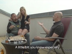 Papa, Petite amie, Maman, Séduite, Fils