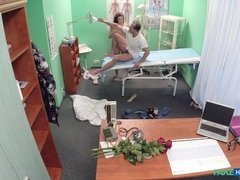 浴室, フェラチオ, 医者, 手コキする, なめる, 看護婦, オフィス, オマンコ