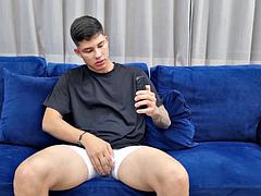 Blond, Pijpbeurt, Bruinharig, Sperma shot, Hardcore, Latijnse vrouw, Rijpe lesbienne, Tieten likken
