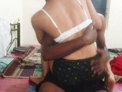 18 ans, Petit ami, Fait maison, Époux mari, Indienne, Embrassement