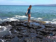 Strand, Bikini, Fingern, Freundin, Masturbation, Orgasmus, Weibliche ejakulation, Titten