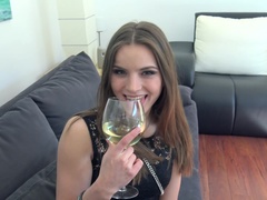 Жопа, Француженки, Секс без цензуры, Каблуки, Белье, Натуральные сиськи, Чулки, Сосущие