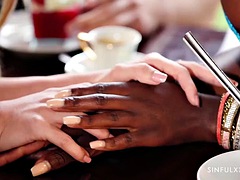 デカチン, デカパイ, 黒人, なめる, 淫乱熟女, ポルノスター, 剃毛, 三人