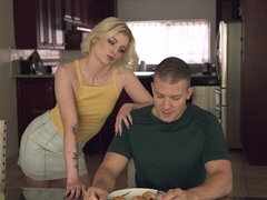 18 jahre, Grosser arsch, Grosser schwanz, Blondine, Hundestellung, Natürlichen titten, Rasiert, Titten