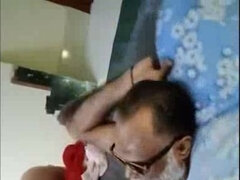 Indian Old man fuck with young girl for more video join our telegram channel @pbntime