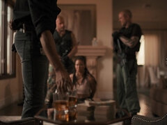 Erstaunlich, Armee, Grosse titten, Schwarz, Stiefel, Braunhaarige, Hundestellung, Im freien