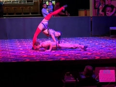 Enthousiasteling, Badkamer, Vriendin, Klein, Doordringend, Geschoren, Mager, Roken